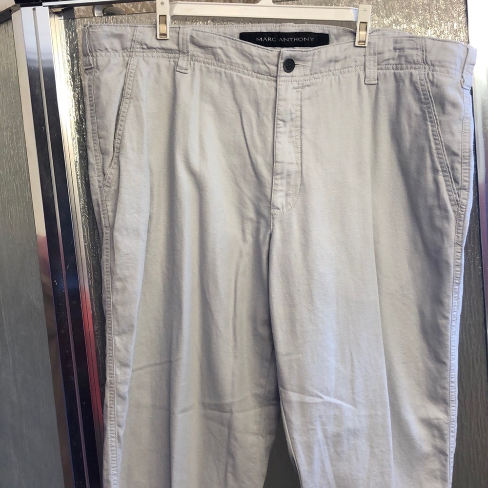Marc Anthony boat/cruise pants, size 40x30. Gray.
